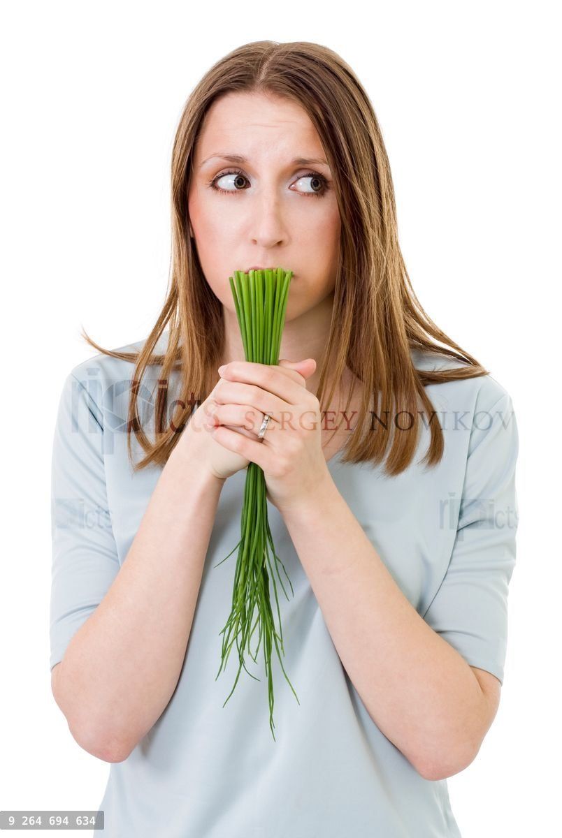 woried woman with onion