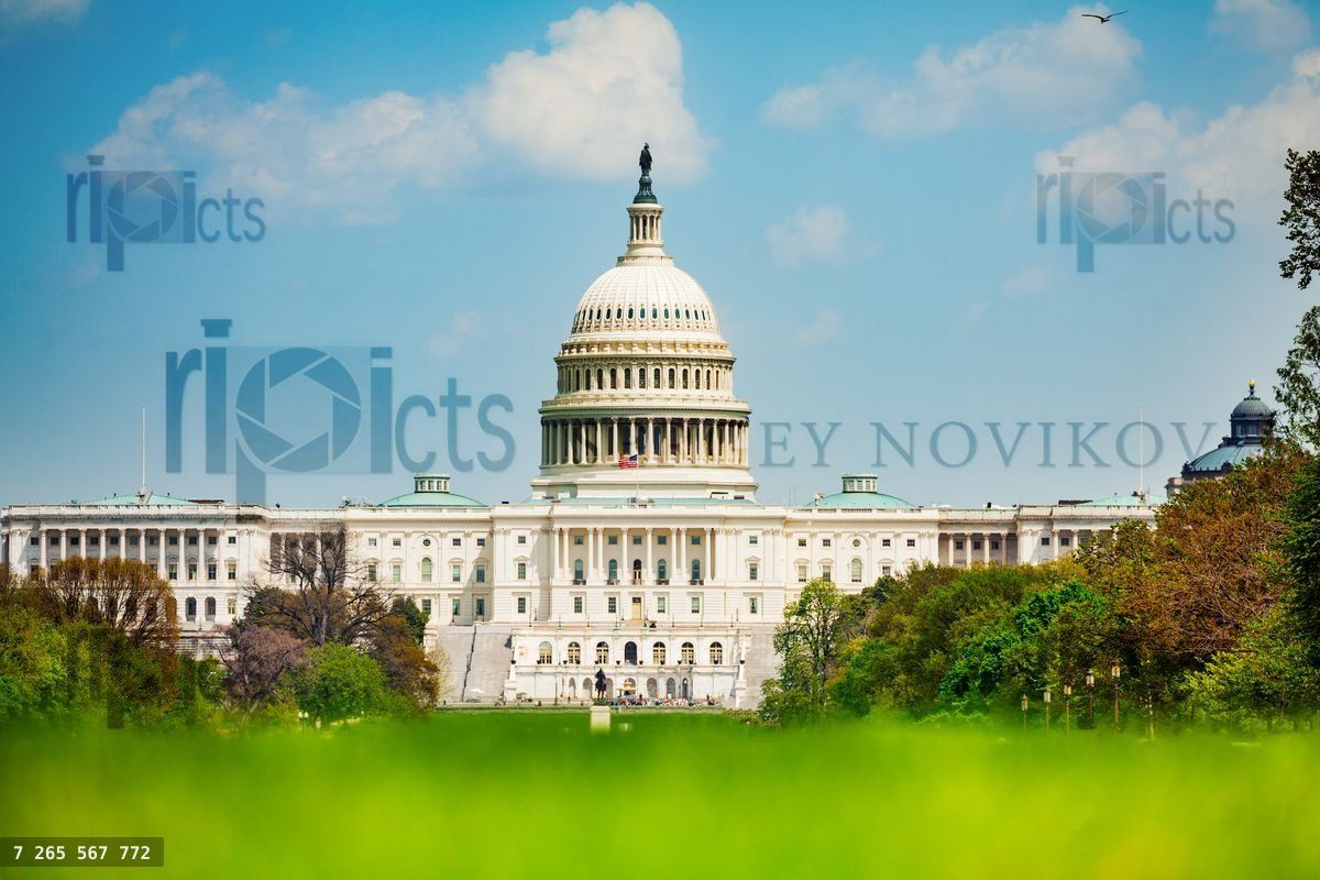 Front view of Capital Building facade, Washington