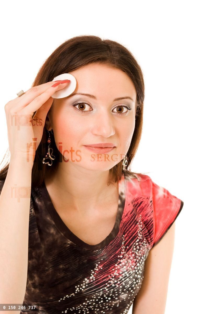 woman using wadof cotton wool