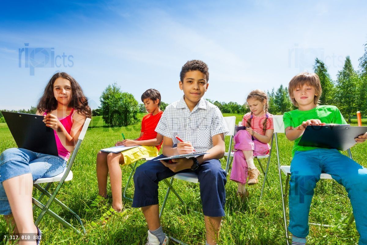 Friends draw with clipboards and sit on chairs