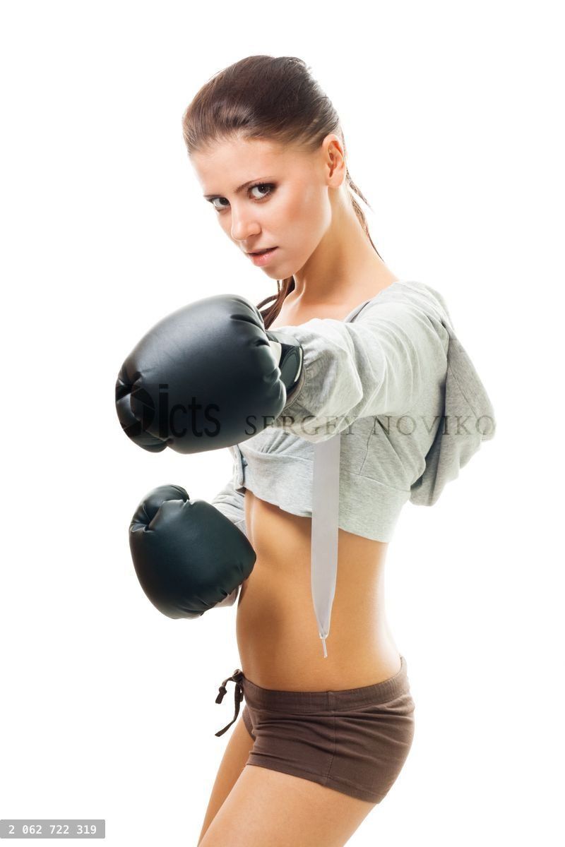 woman shoots a straight right hand