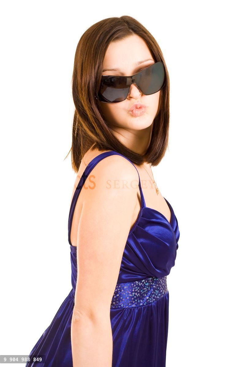 woman with sunglasses