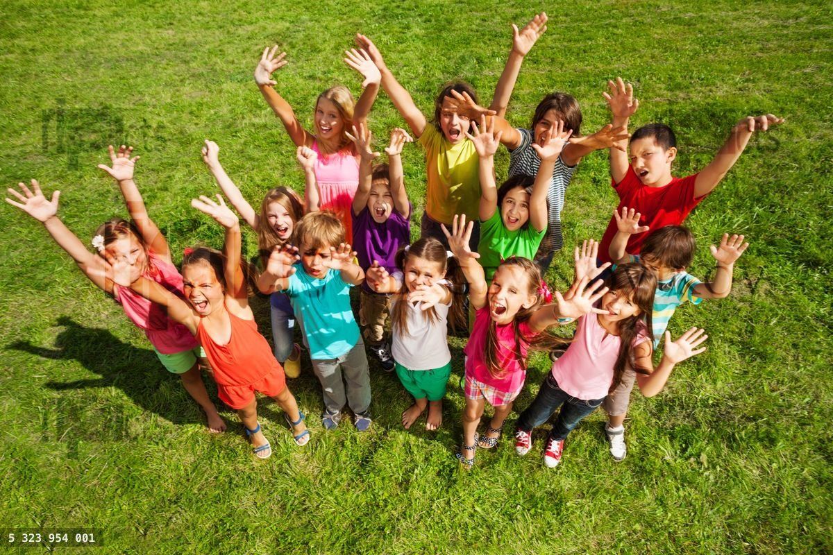 14 bambini felici