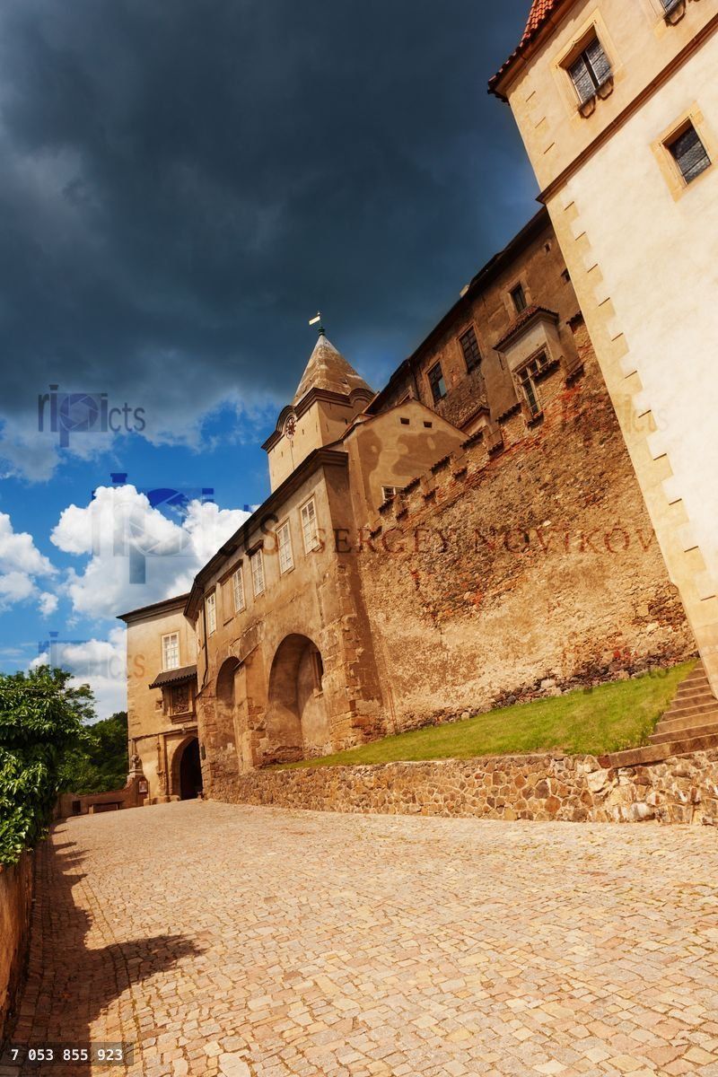 Gates of Krivoklat castle