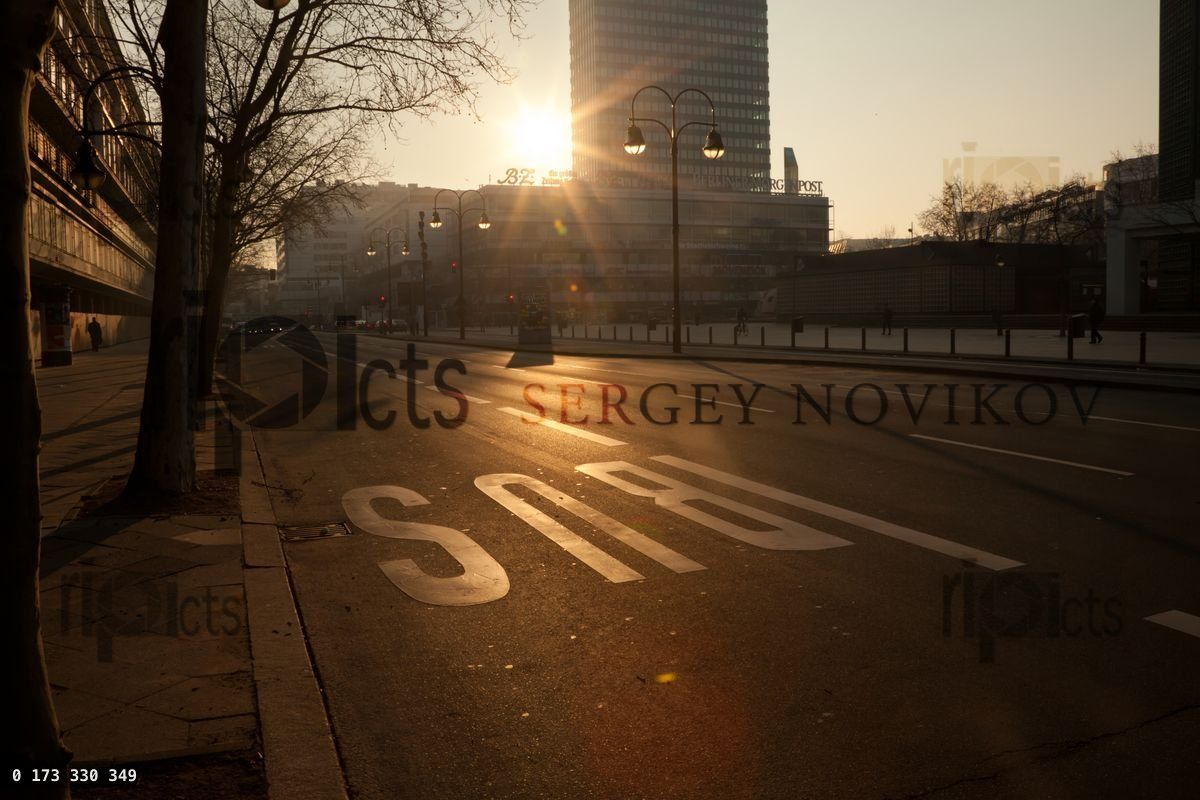 Budapest street looking north towards zoo